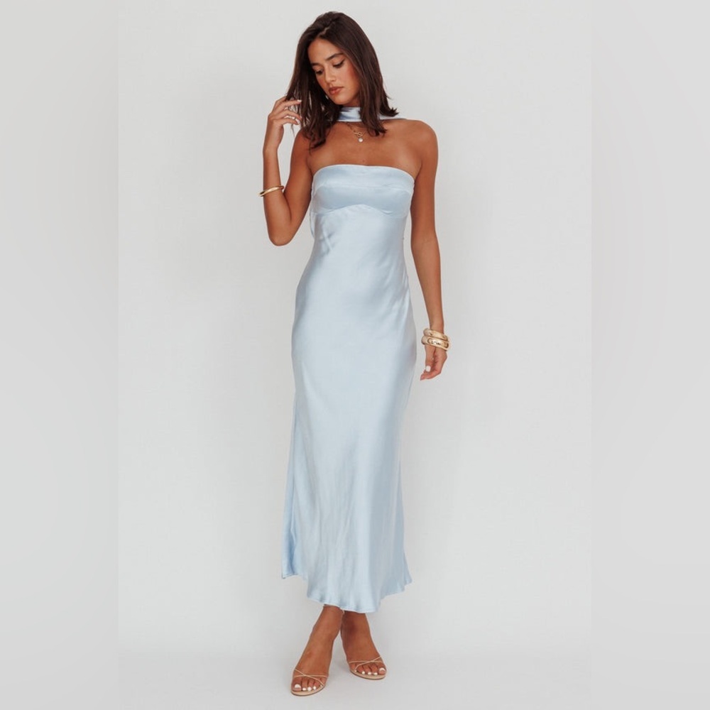 Selfie Leslie Damsel Reverse Halter Maxi Dress Small Medium Large Only